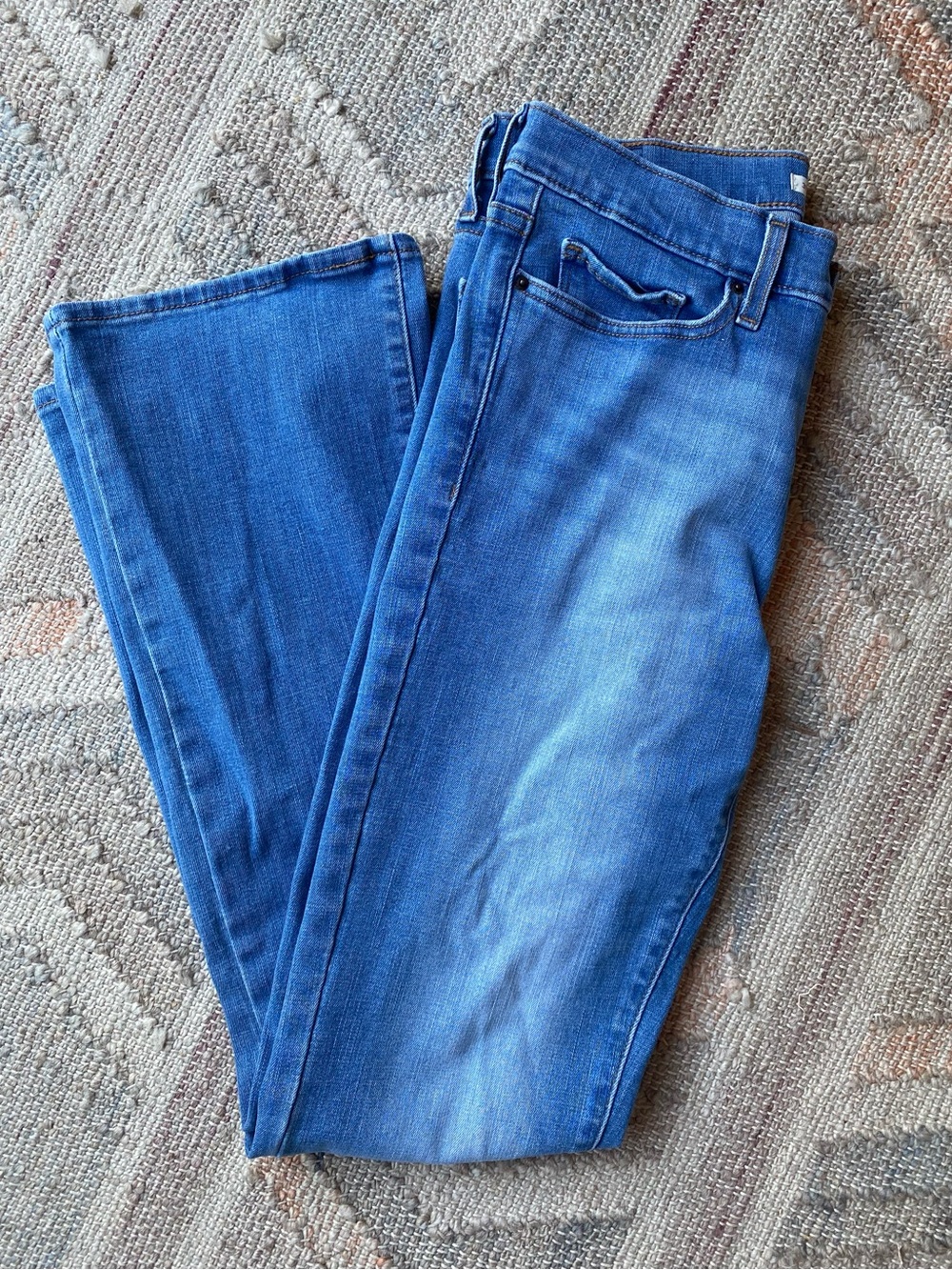 Levi’s 315 Shaping Bootcut Stretch Lightwash Jeans Classic Cowgirl Coastal Sz 29